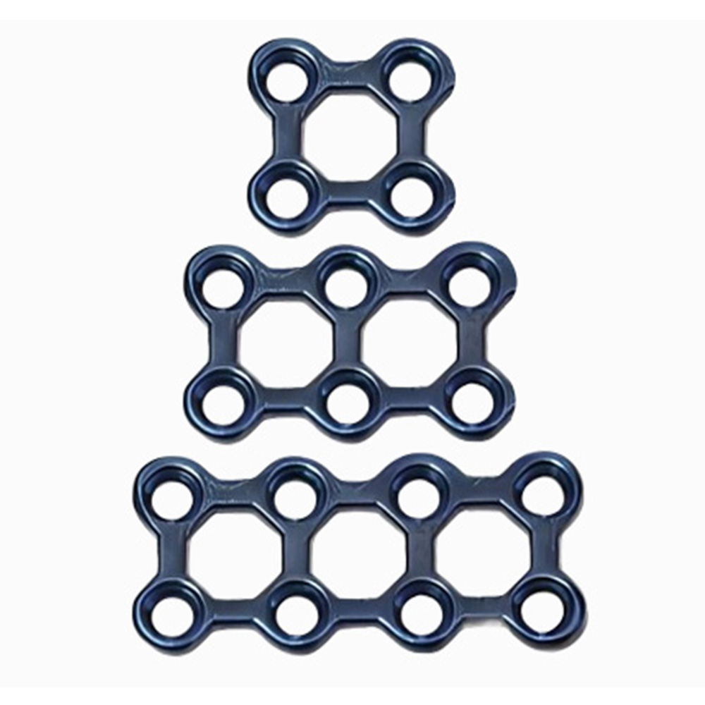 SK Surgicals Titanium Mini Bone 3D Plates - 2mm (Pack of 2)